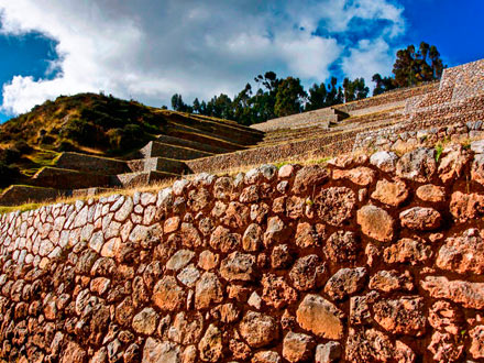 Caminata Chinchero Urquillos